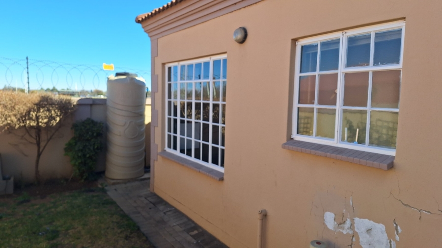 3 Bedroom Property for Sale in Baillie Park North West